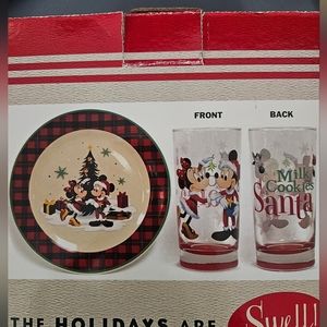 Disney Cookies n Milk Set